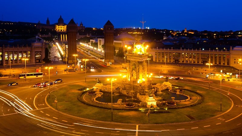 PlayBattleSquare Exploring Paris After Dark: A Nighttime Journey Through the City of Lights